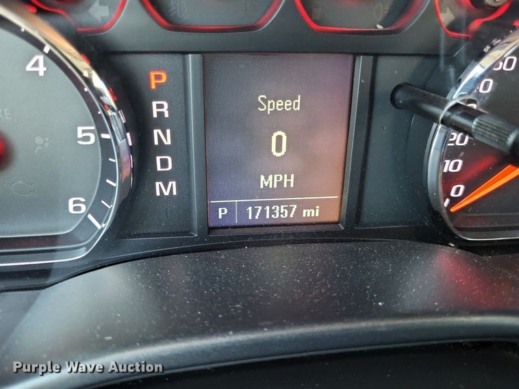 image for item LS9752 2016 Chevrolet Silverado 1500 Crew Cab pickup truck