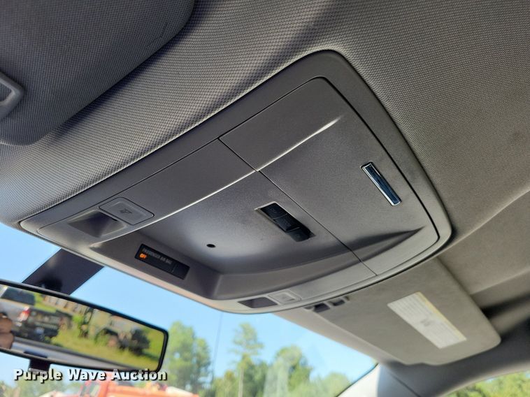 image for item LS9752 2016 Chevrolet Silverado 1500 Crew Cab pickup truck