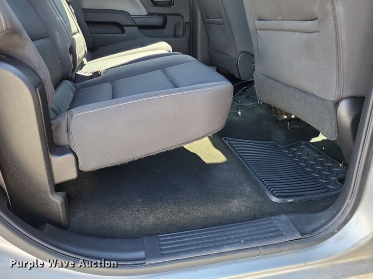 image for item LS9752 2016 Chevrolet Silverado 1500 Crew Cab pickup truck