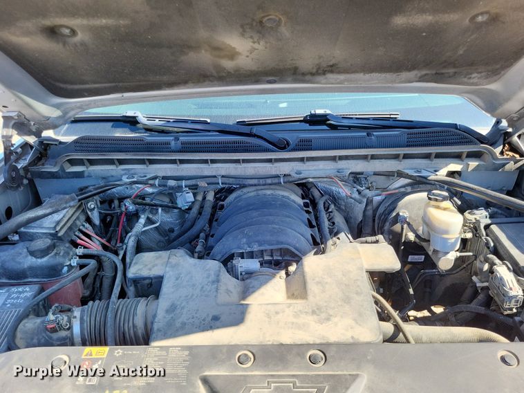 image for item LS9752 2016 Chevrolet Silverado 1500 Crew Cab pickup truck