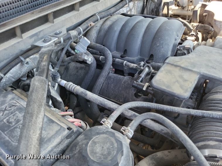 image for item LS9752 2016 Chevrolet Silverado 1500 Crew Cab pickup truck