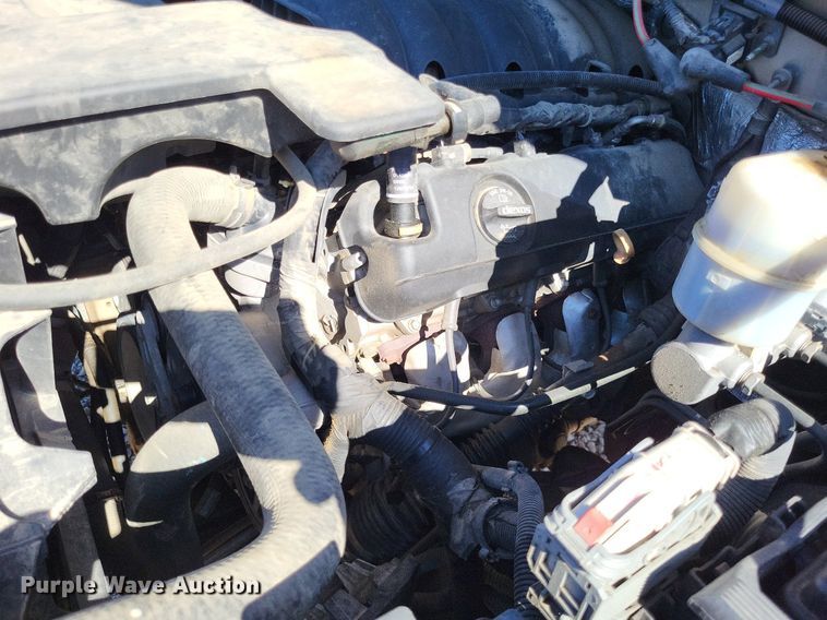 image for item LS9752 2016 Chevrolet Silverado 1500 Crew Cab pickup truck