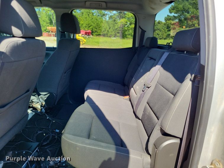 image for item LS9752 2016 Chevrolet Silverado 1500 Crew Cab pickup truck