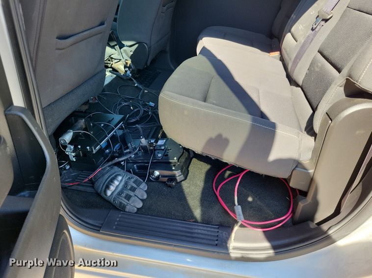 image for item LS9752 2016 Chevrolet Silverado 1500 Crew Cab pickup truck