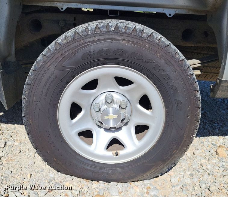 image for item LS9752 2016 Chevrolet Silverado 1500 Crew Cab pickup truck