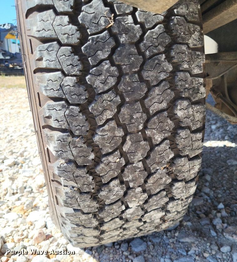 image for item LS9752 2016 Chevrolet Silverado 1500 Crew Cab pickup truck