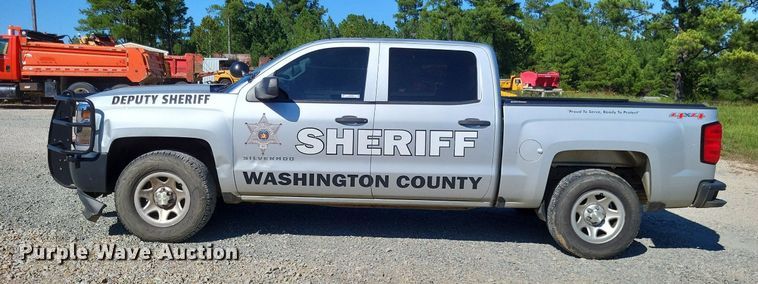 image for item LS9753 2016 Chevrolet Silverado 1500 Crew Cab pickup truck