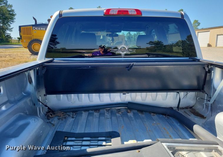 image for item LS9753 2016 Chevrolet Silverado 1500 Crew Cab pickup truck