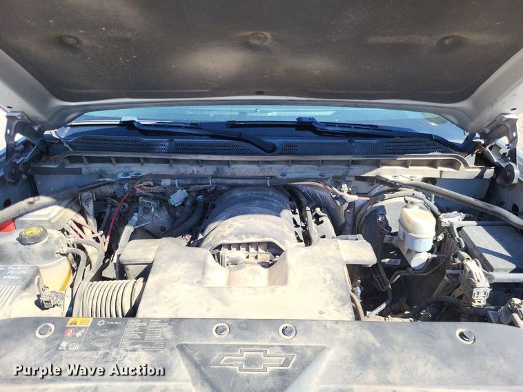 image for item LS9753 2016 Chevrolet Silverado 1500 Crew Cab pickup truck