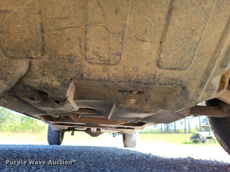 image for item LS9753 2016 Chevrolet Silverado 1500 Crew Cab pickup truck