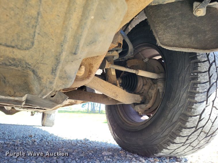 image for item LS9753 2016 Chevrolet Silverado 1500 Crew Cab pickup truck