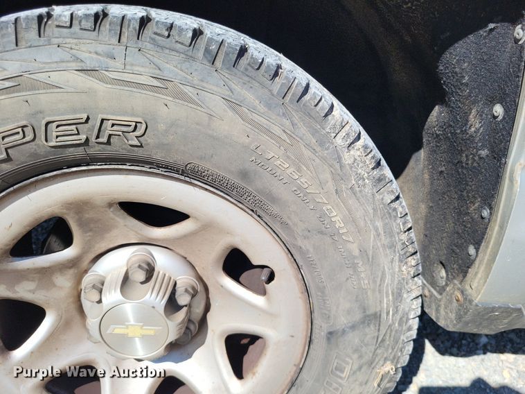 image for item LS9753 2016 Chevrolet Silverado 1500 Crew Cab pickup truck