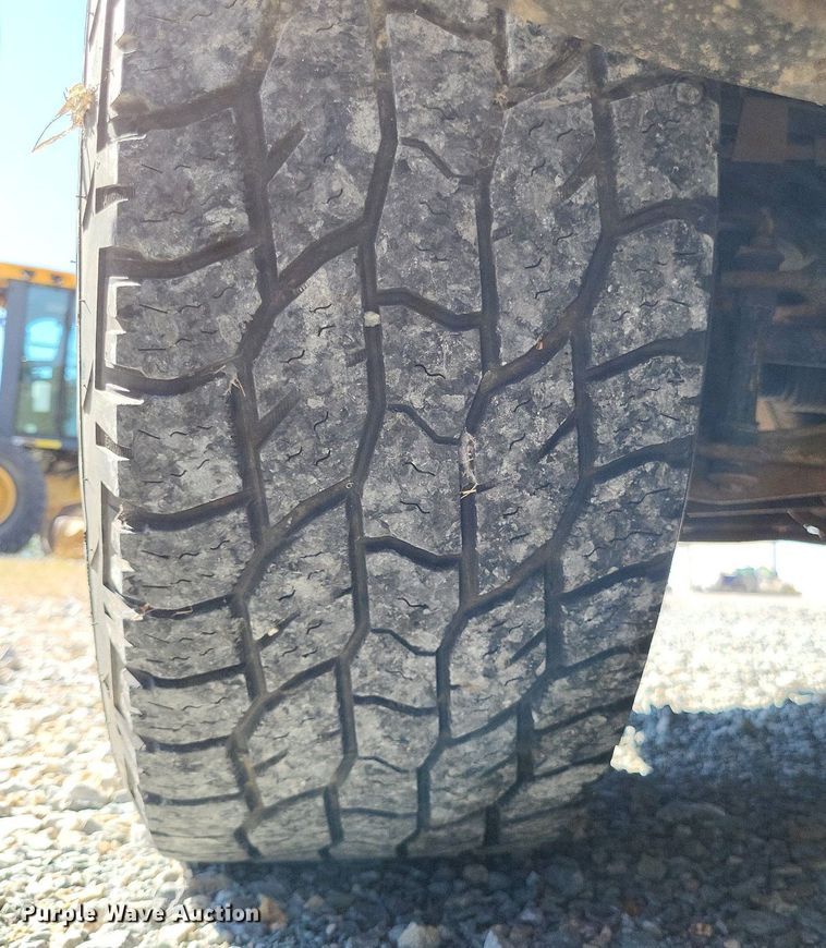 image for item LS9753 2016 Chevrolet Silverado 1500 Crew Cab pickup truck