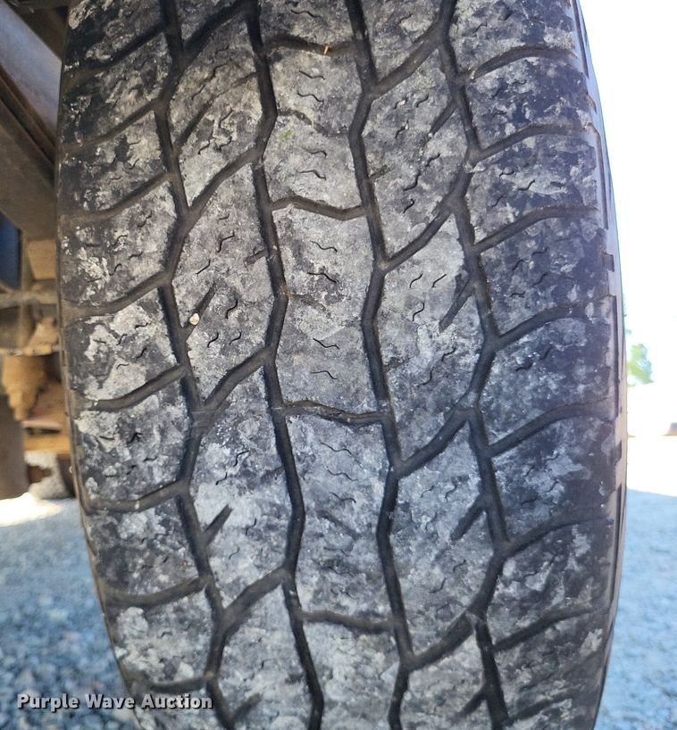 image for item LS9753 2016 Chevrolet Silverado 1500 Crew Cab pickup truck