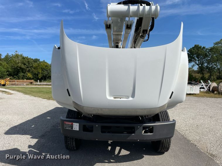 image for item LV9848 2007 Ford F750 Super Duty XL  bucket truck