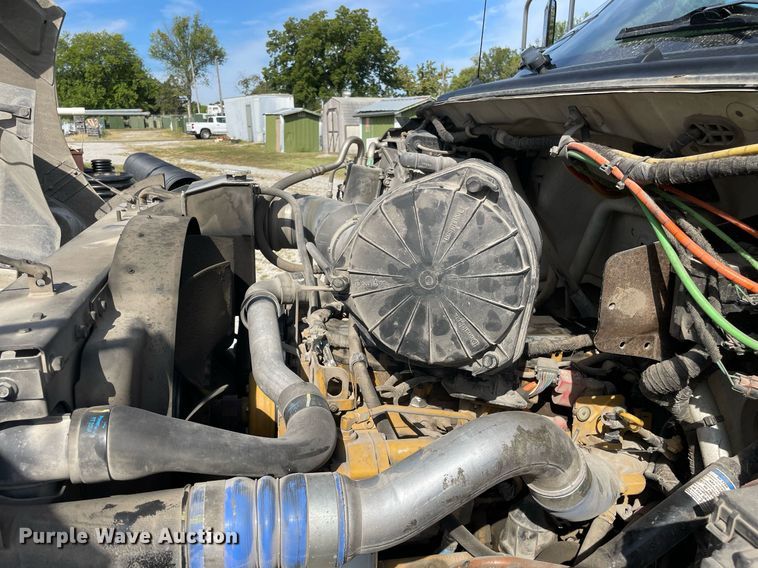 image for item LV9848 2007 Ford F750 Super Duty XL  bucket truck