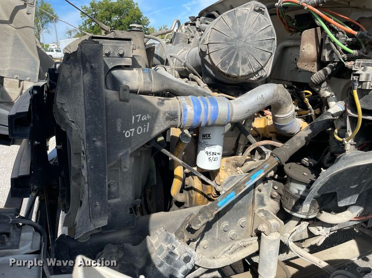 image for item LV9848 2007 Ford F750 Super Duty XL  bucket truck