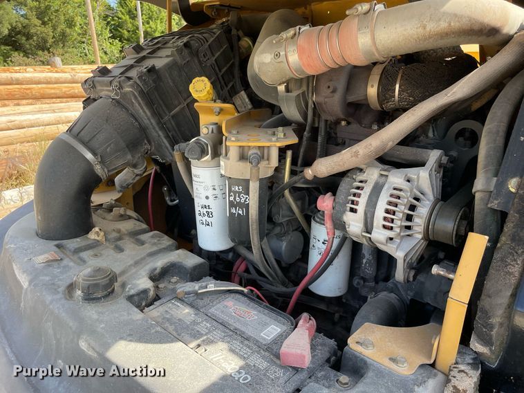 image for item LV9849 2012 Vermeer BC1500  wood chipper