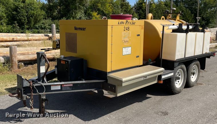 image for item LV9850 2009 Vermeer LP555DT  vacuum excavator