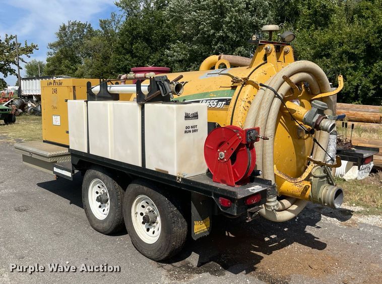 image for item LV9850 2009 Vermeer LP555DT  vacuum excavator