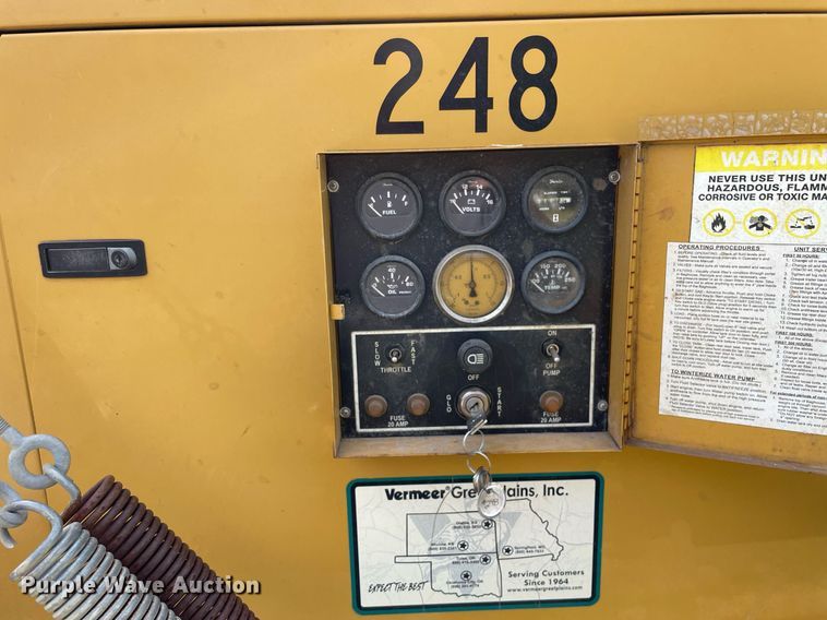 image for item LV9850 2009 Vermeer LP555DT  vacuum excavator