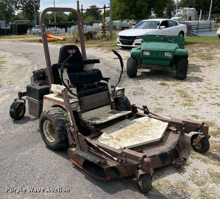 image for item LV9852 2006 Grasshopper 928  ZTR lawn mower