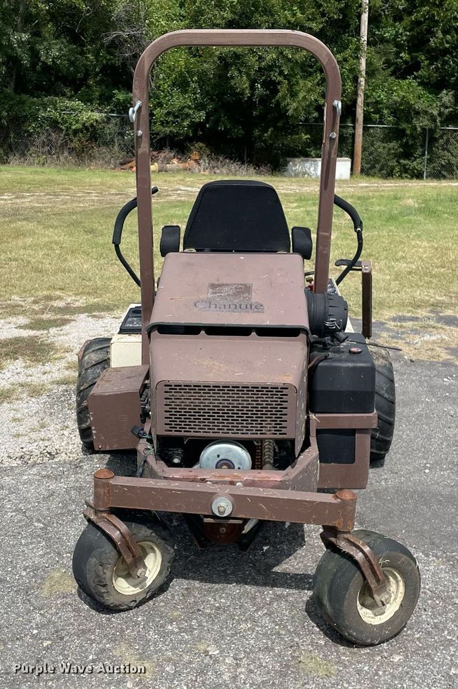 image for item LV9852 2006 Grasshopper 928  ZTR lawn mower