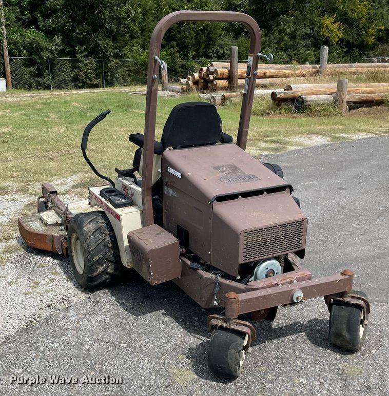 image for item LV9852 2006 Grasshopper 928  ZTR lawn mower