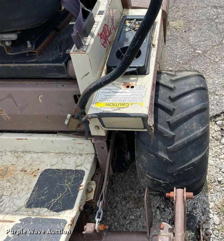 image for item LV9852 2006 Grasshopper 928  ZTR lawn mower