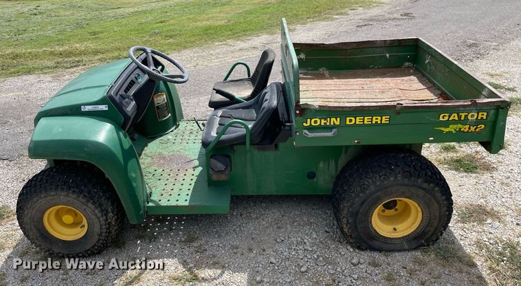 image for item LV9853 1997 John Deere 4X2 Gator  utility vehicle