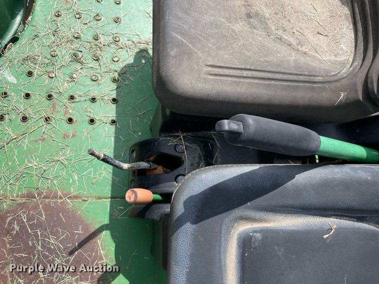 image for item LV9853 1997 John Deere 4X2 Gator  utility vehicle