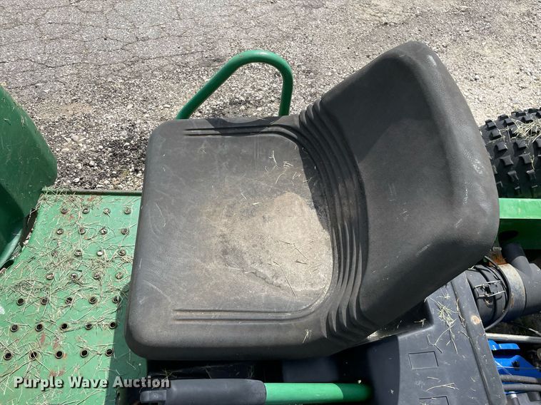 image for item LV9853 1997 John Deere 4X2 Gator  utility vehicle