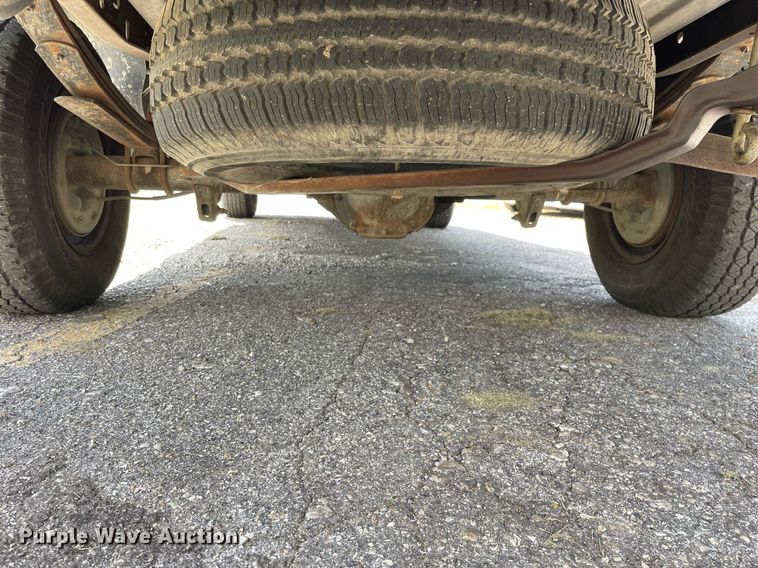 image for item LV9855 1994 Ford F150 XL  SuperCab pickup truck