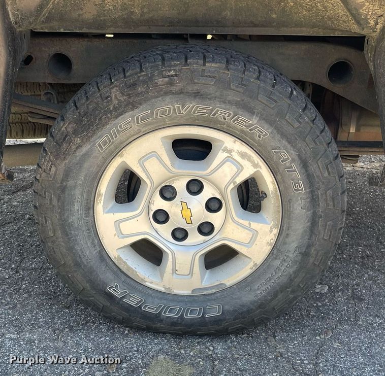 image for item LV9856 2007 Chevrolet Silverado 1500  Crew Cab pickup truck