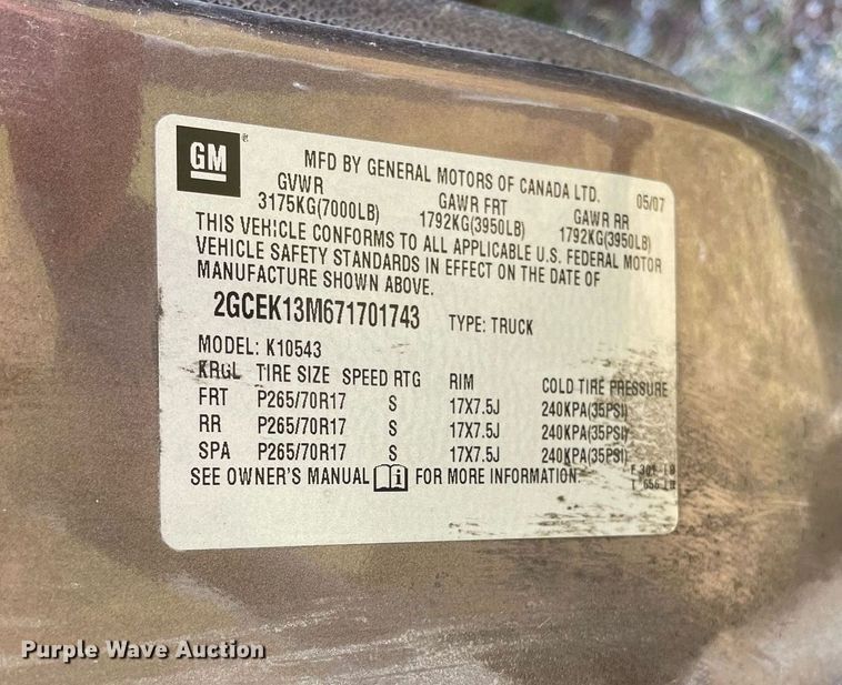 image for item LV9856 2007 Chevrolet Silverado 1500  Crew Cab pickup truck