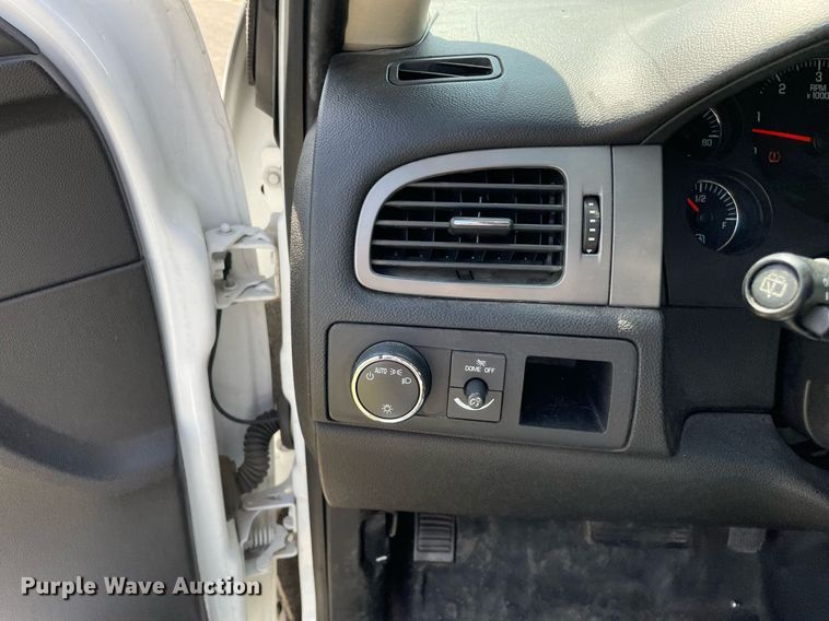 image for item LV9857 2014 Chevrolet Tahoe Police  SUV