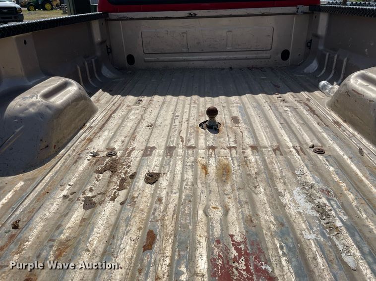 image for item LV9859 2005 Ford F350 Super Duty  Crew Cab pickup truck