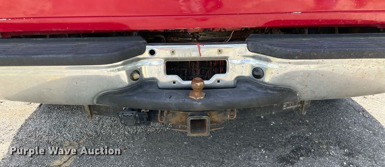 image for item LV9859 2005 Ford F350 Super Duty  Crew Cab pickup truck