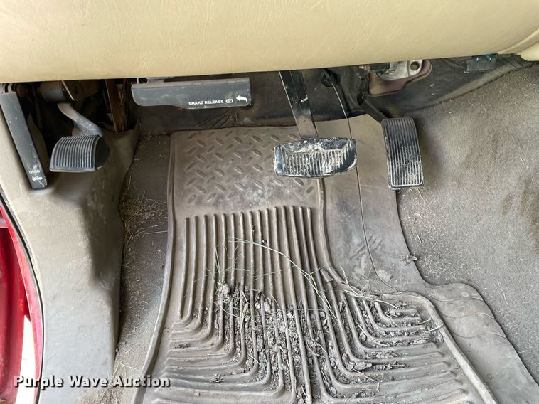 image for item LV9859 2005 Ford F350 Super Duty  Crew Cab pickup truck