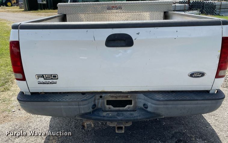 image for item LV9860 2002 Ford F150 XL  SuperCab pickup truck