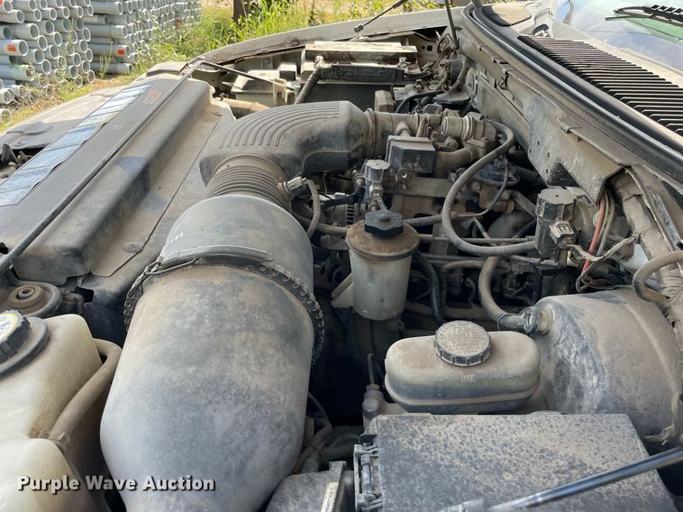 image for item LV9860 2002 Ford F150 XL  SuperCab pickup truck