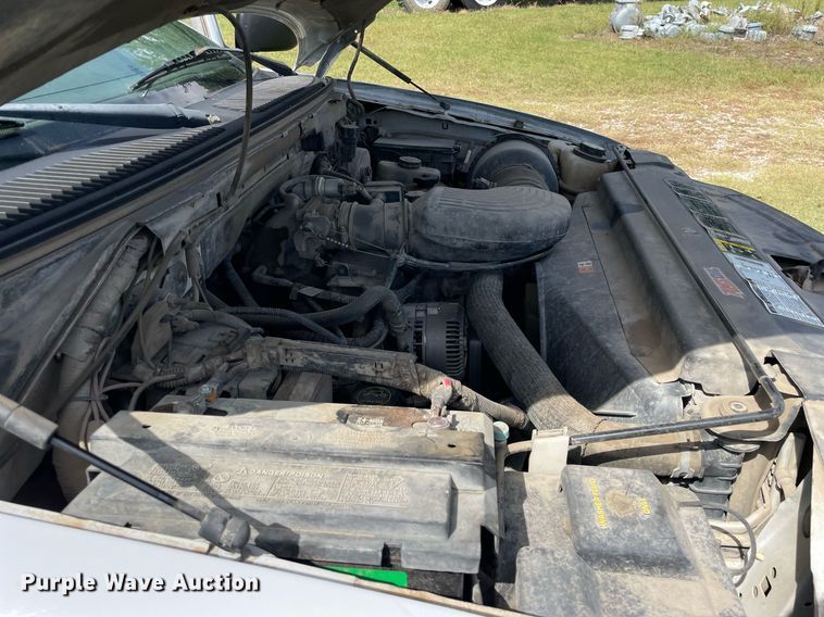 image for item LV9860 2002 Ford F150 XL  SuperCab pickup truck