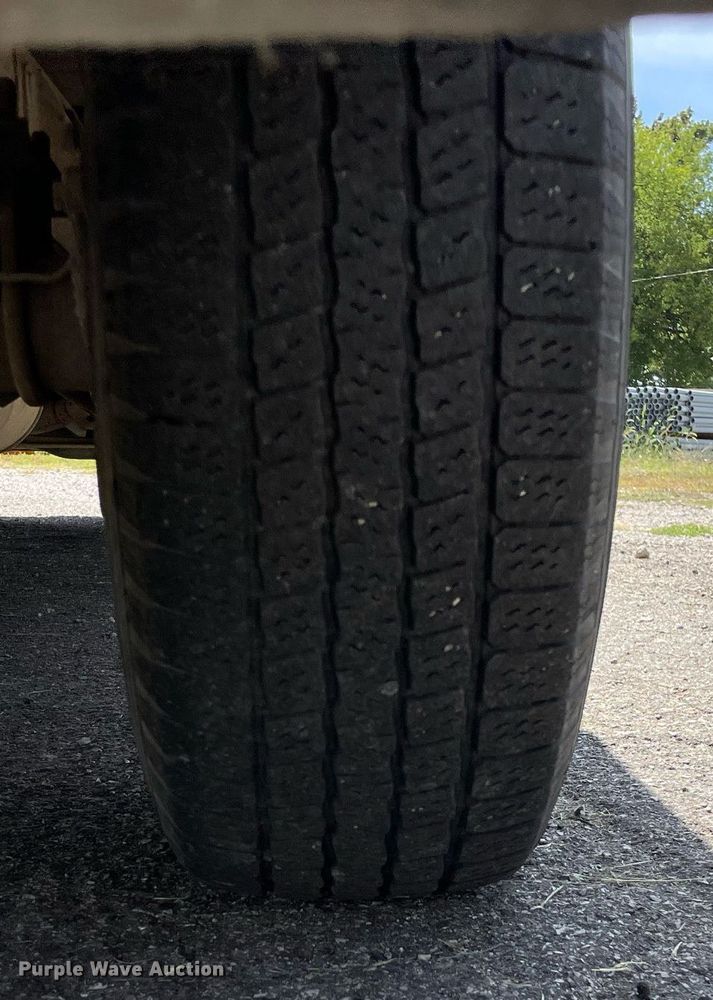 image for item LV9860 2002 Ford F150 XL  SuperCab pickup truck