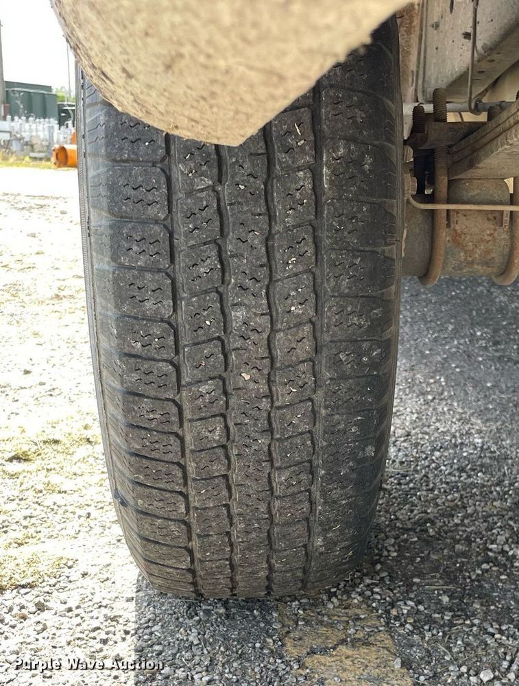 image for item LV9860 2002 Ford F150 XL  SuperCab pickup truck