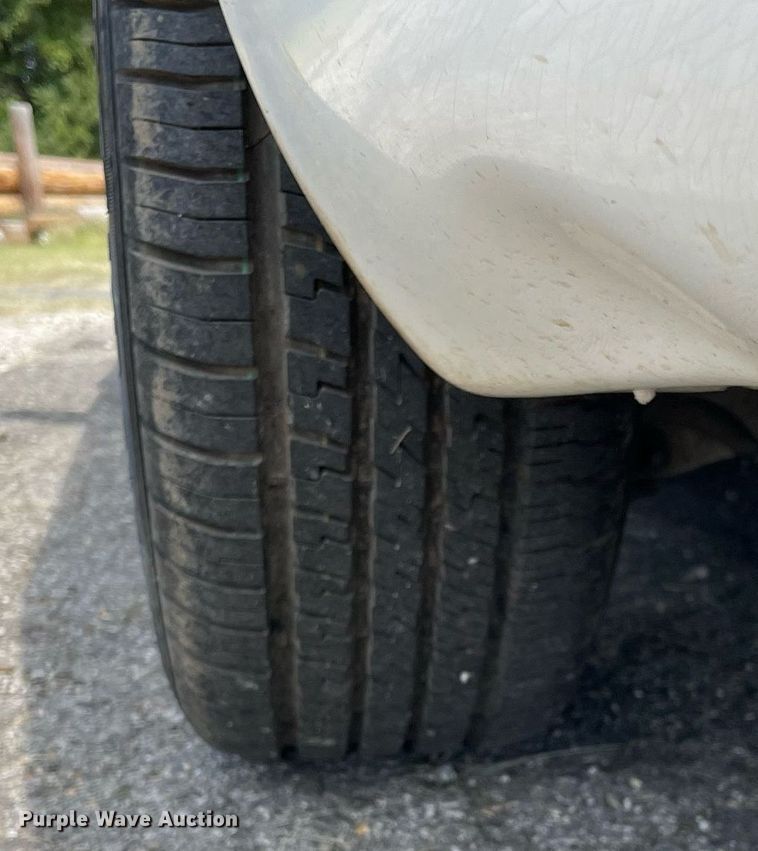 image for item LV9861 2004 Ford Crown Victoria  Police Interceptor