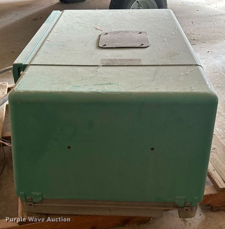 image for item MD9035 Onan CMM 5500  generator