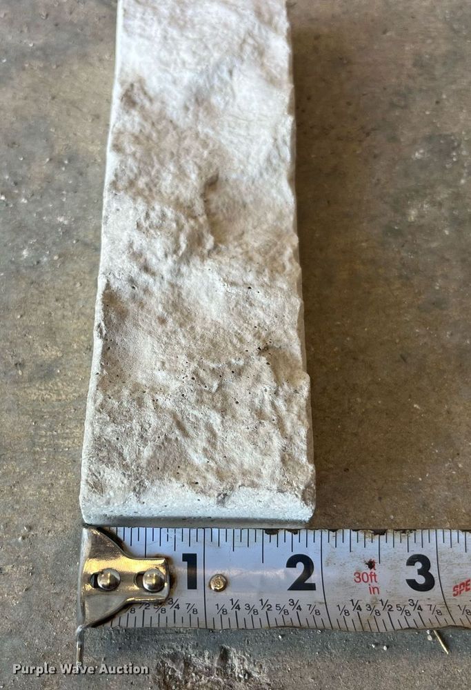 image for item MG9470 Approximately 190 pieces of rock veneer