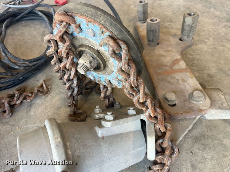 image for item MG9471 Insta-Chain automatic tire chains