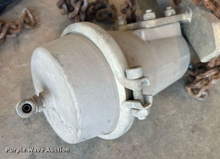 image for item MG9471 Insta-Chain automatic tire chains