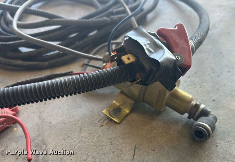 image for item MG9471 Insta-Chain automatic tire chains